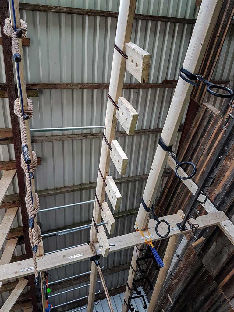 OCR-Katrin@MonkeyBarn-Trainingshalle-4