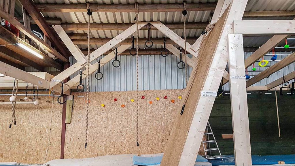 OCR-Katrin@MonkeyBarn-Trainingshalle-5